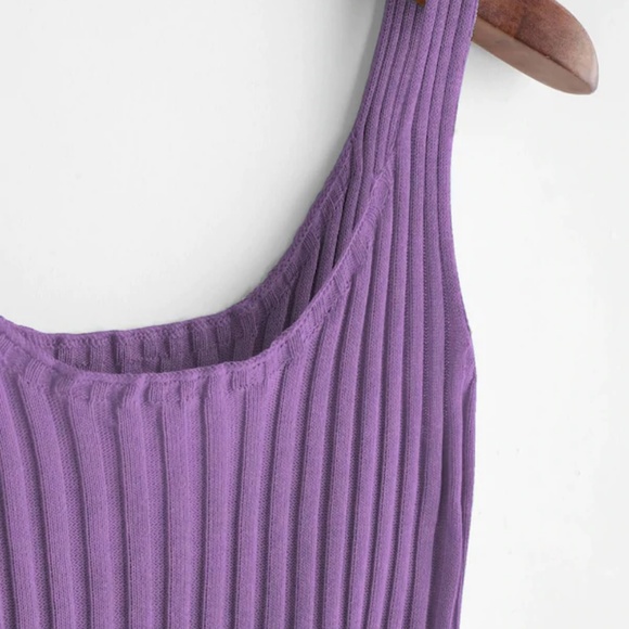 Ribbed Tank Top - Picture 4 of 8